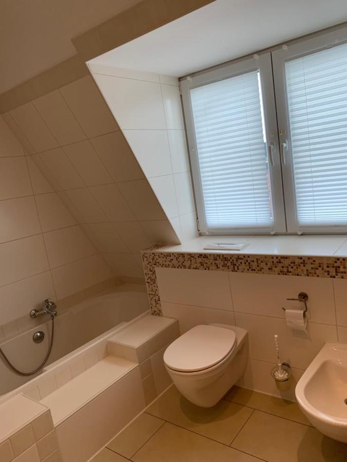 فيلهلمسهافن Nordsee Und City Fusslaufig - Luxeriose Fewo Mit Grossem Balkon المظهر الخارجي الصورة
