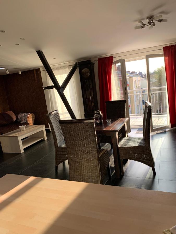 فيلهلمسهافن Nordsee Und City Fusslaufig - Luxeriose Fewo Mit Grossem Balkon المظهر الخارجي الصورة