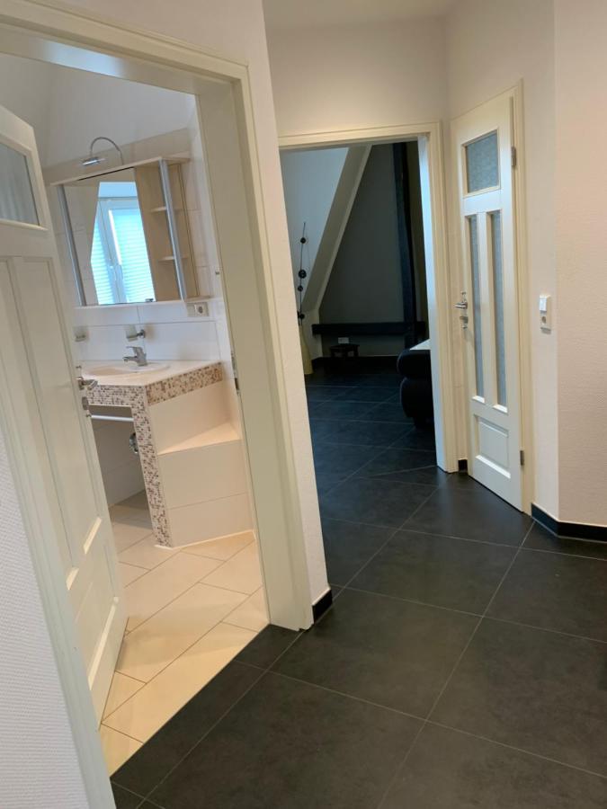 فيلهلمسهافن Nordsee Und City Fusslaufig - Luxeriose Fewo Mit Grossem Balkon المظهر الخارجي الصورة