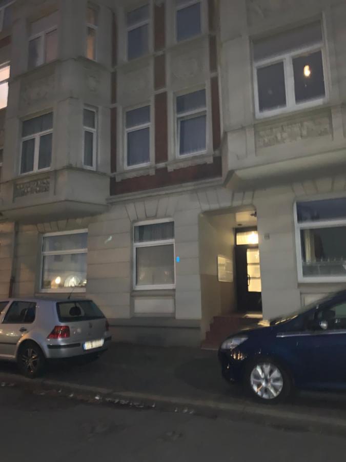 فيلهلمسهافن Nordsee Und City Fusslaufig - Luxeriose Fewo Mit Grossem Balkon المظهر الخارجي الصورة